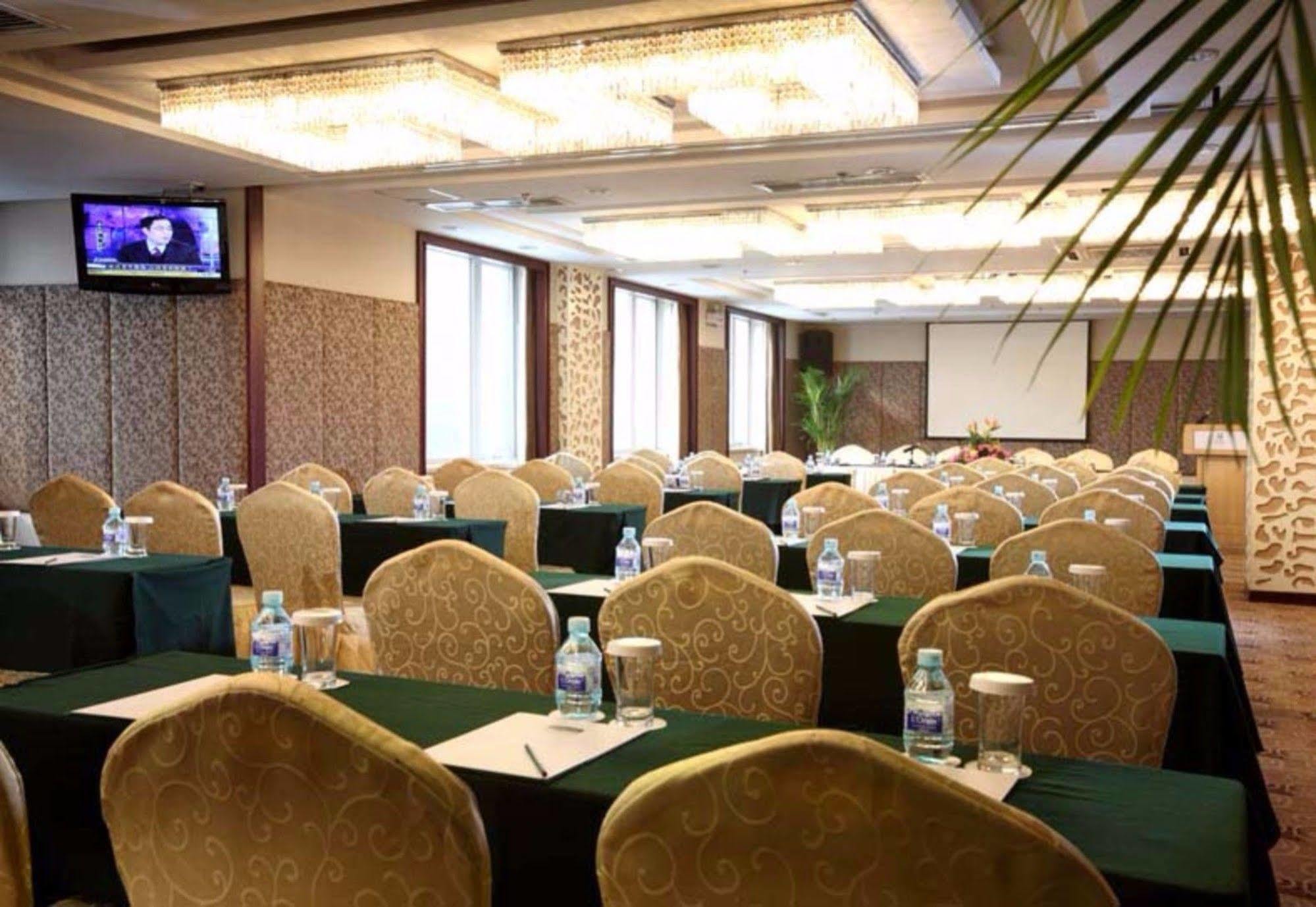 Holiday Inn Beijing Downtown 외부 사진
